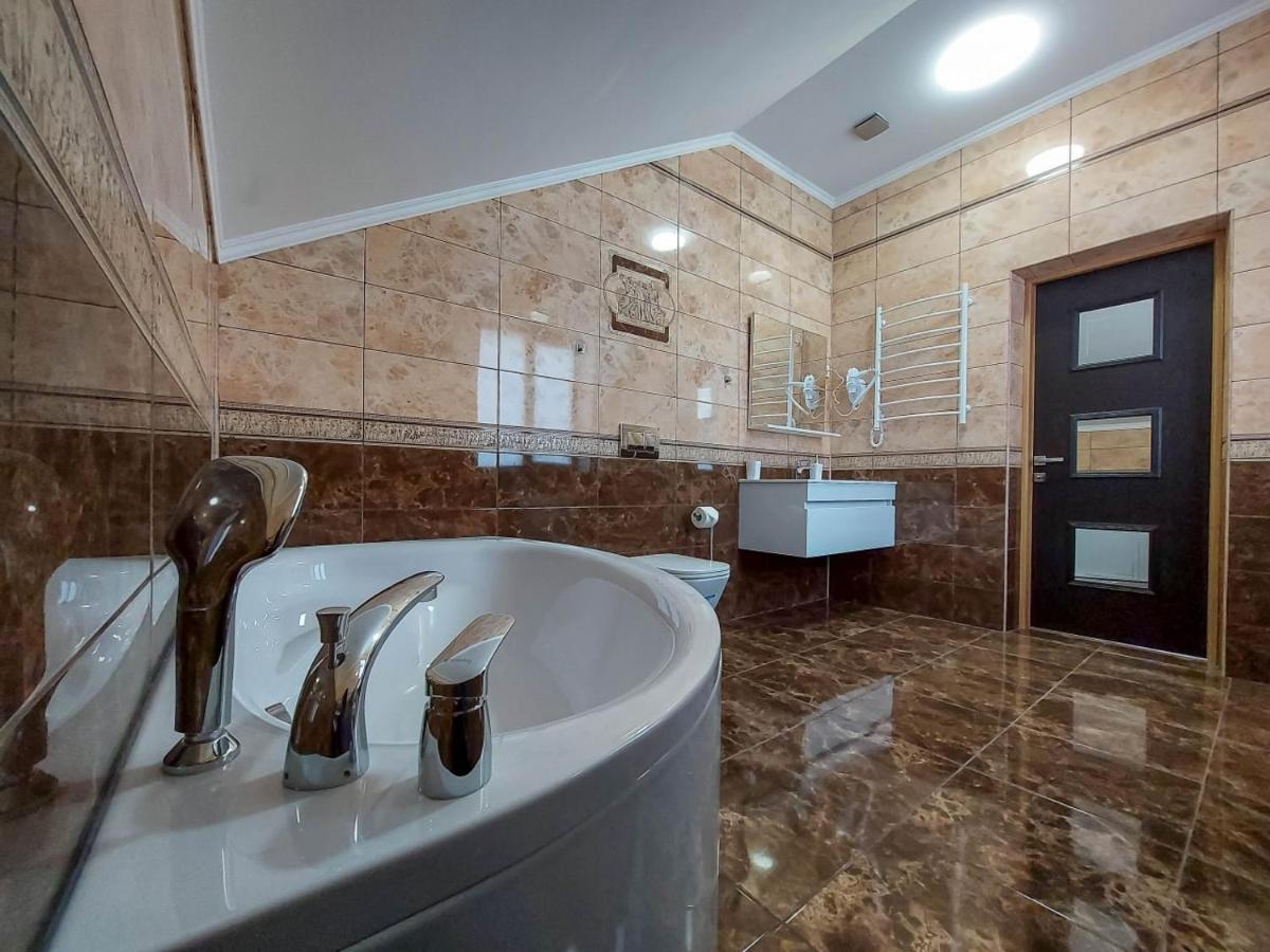 Graff Hotel Dnipro Dış mekan fotoğraf